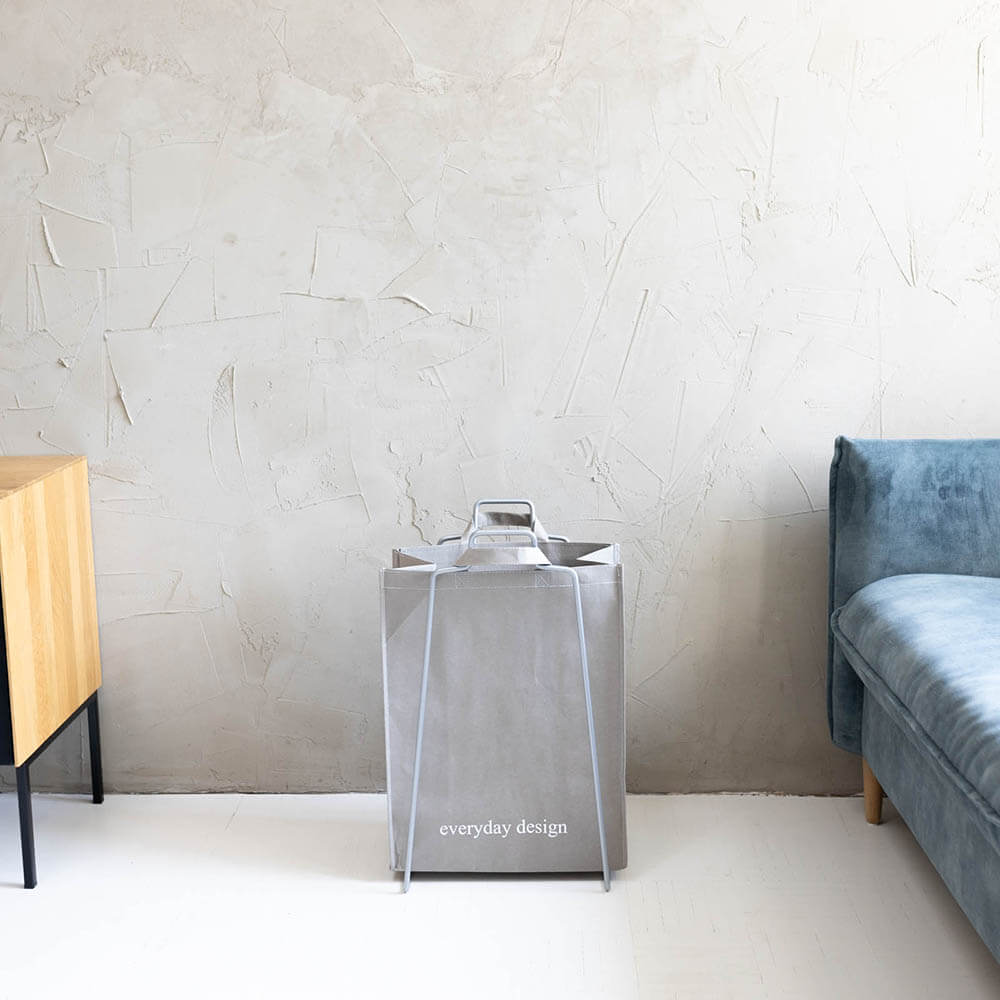 HELSINKI-Papiertütenhalter silber und eine waschbare Papiertasche