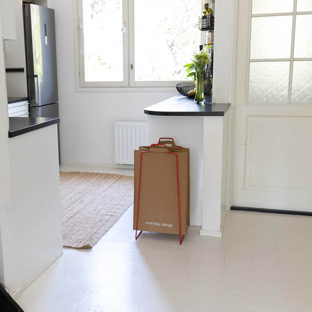 TURKU XL Halter rot und eine waschbare Papiertasche