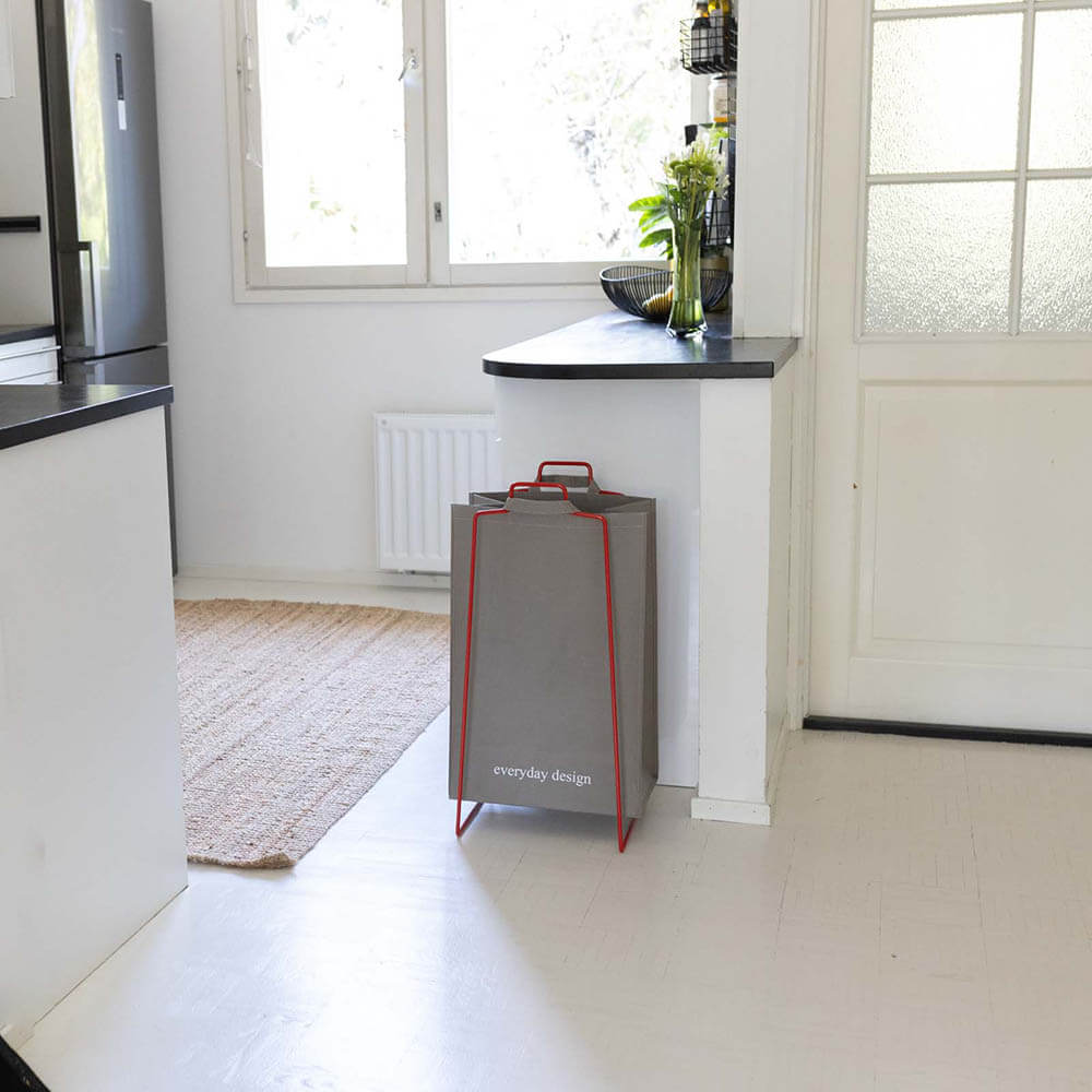 TURKU XL Halter rot und eine waschbare Papiertasche