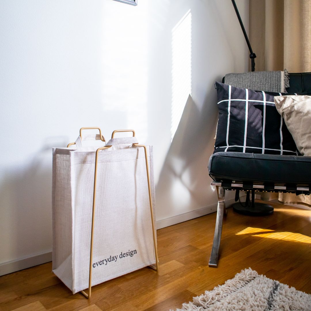 HELSINKI-Papiertütenhalter beige mit Jutetasche