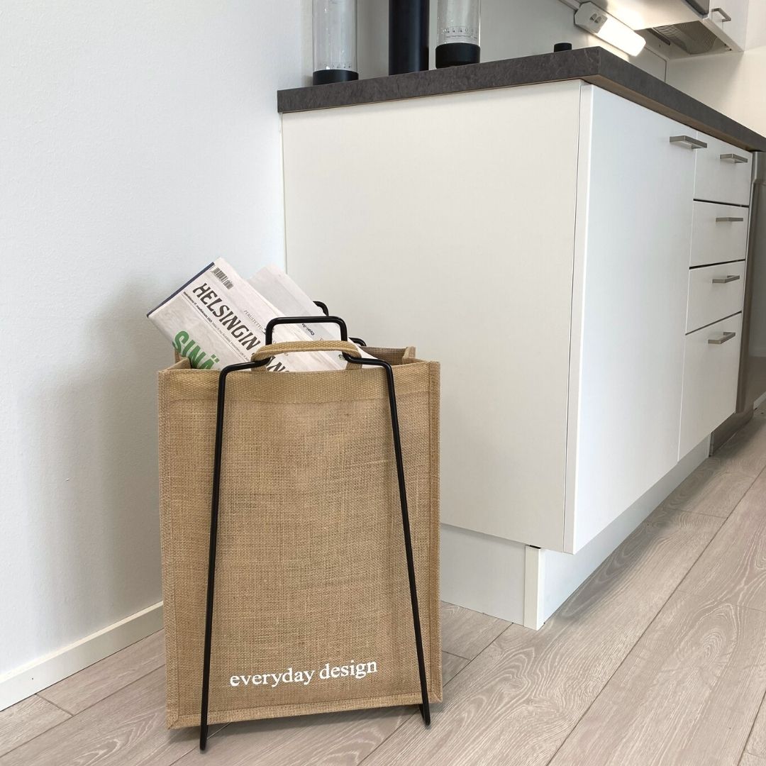 HELSINKI-Papiertütenhalter schwarz mit Jutetasche