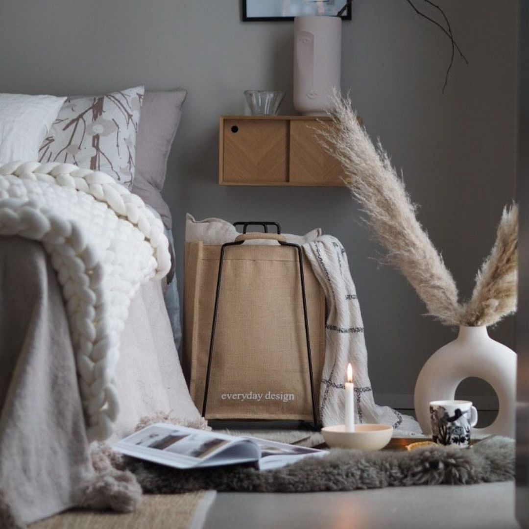 HELSINKI-Papiertütenhalter schwarz mit Jutetasche