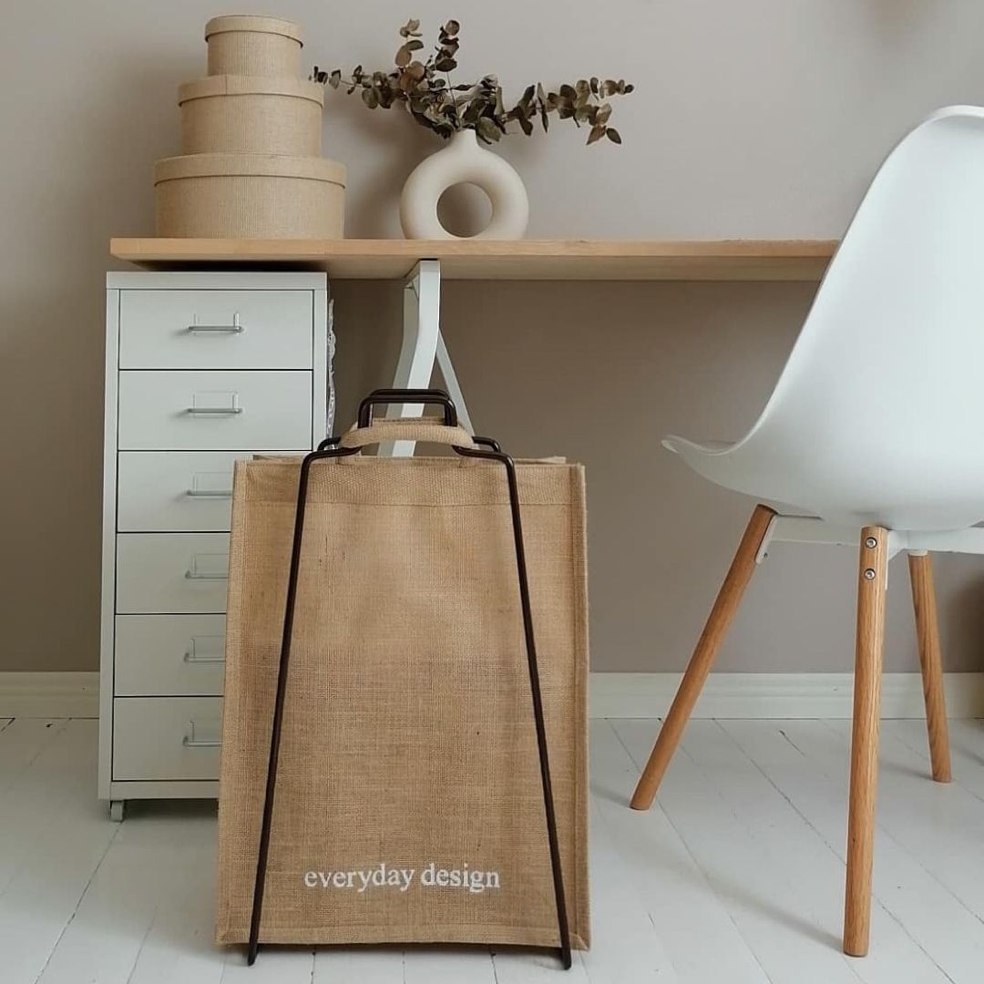 HELSINKI-Papiertütenhalter schwarz mit Jutetasche