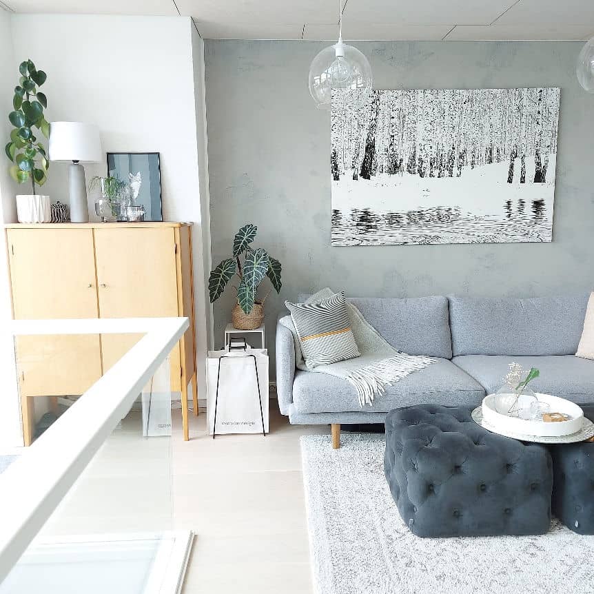 Multifunktionale IVALO-Ablage schwarz