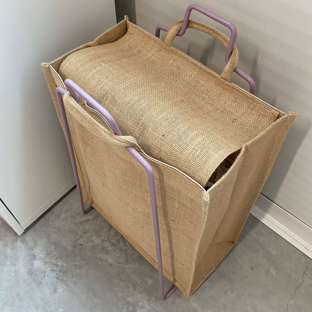 HELSINKI Papiertütenhalter lavendel mit Jutetasche