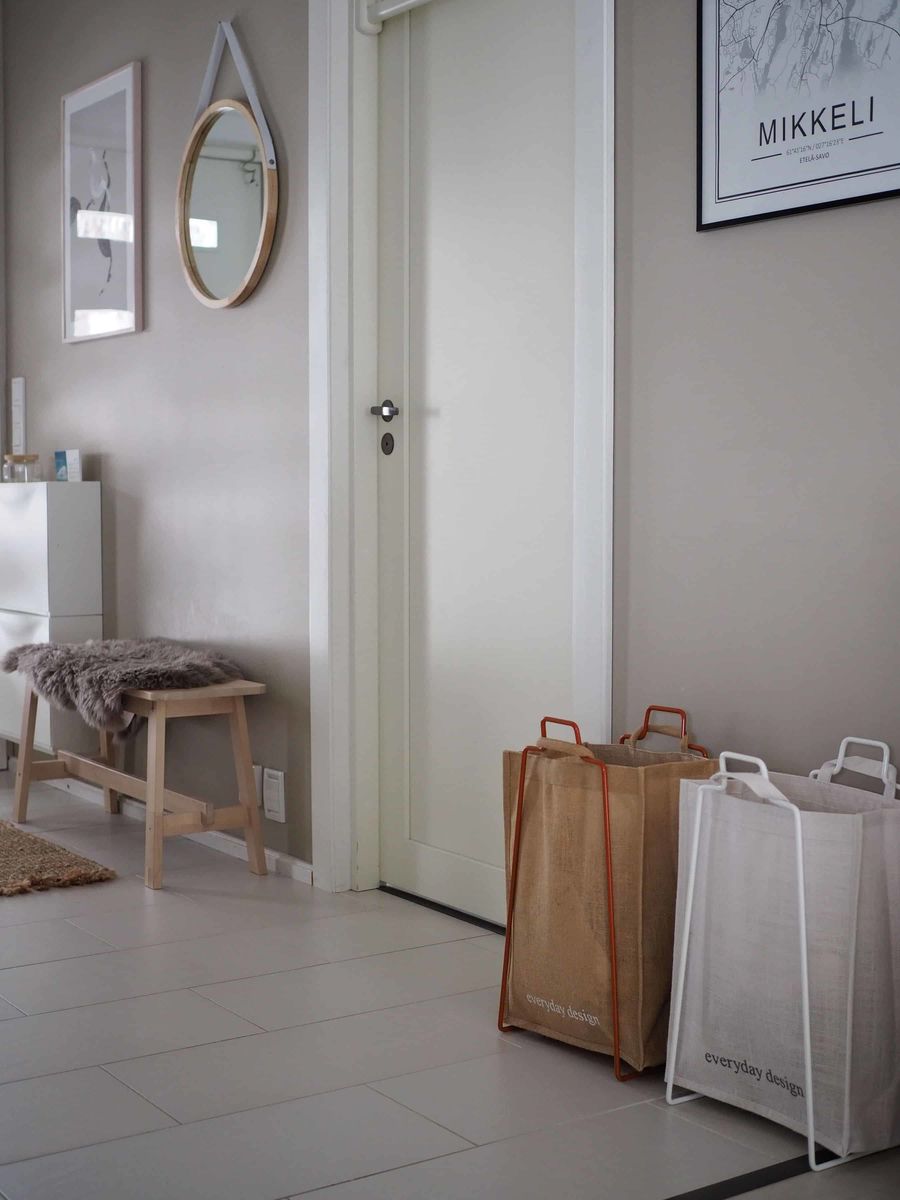 HELSINKI-Papiertütenhalter karamellbraun mit Jutetasche