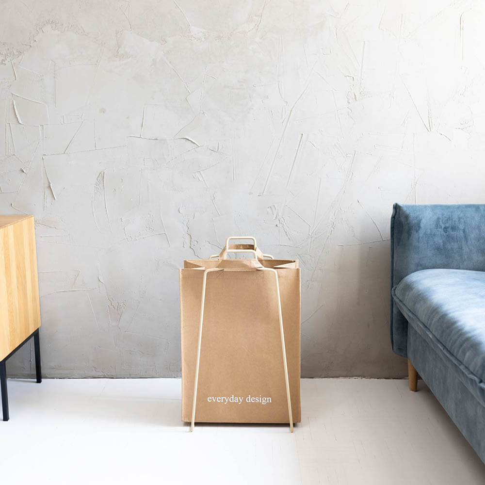 HELSINKI-Papiertütenhalter beige und eine waschbare Papiertasche