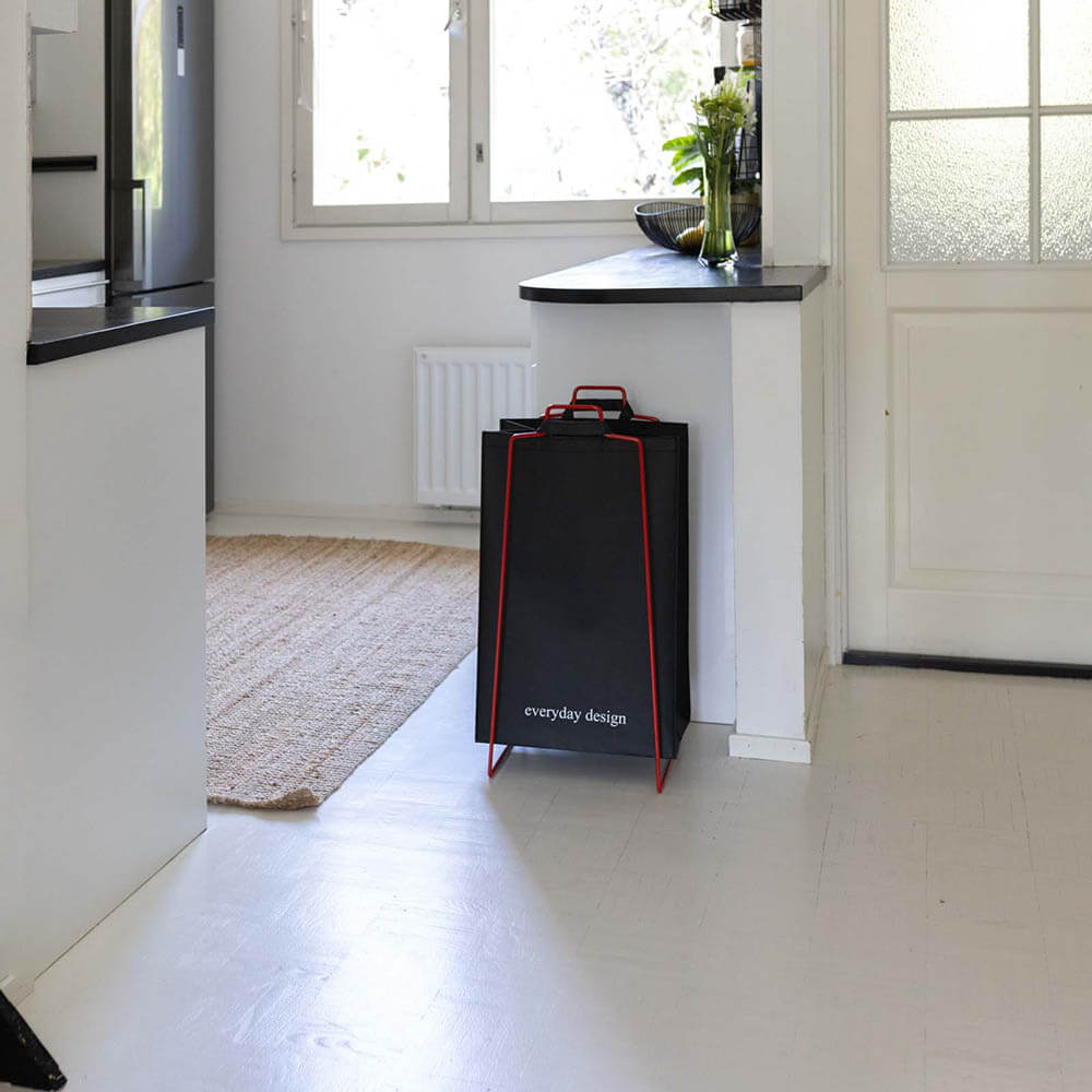 TURKU XL Halter rot und eine waschbare Papiertasche