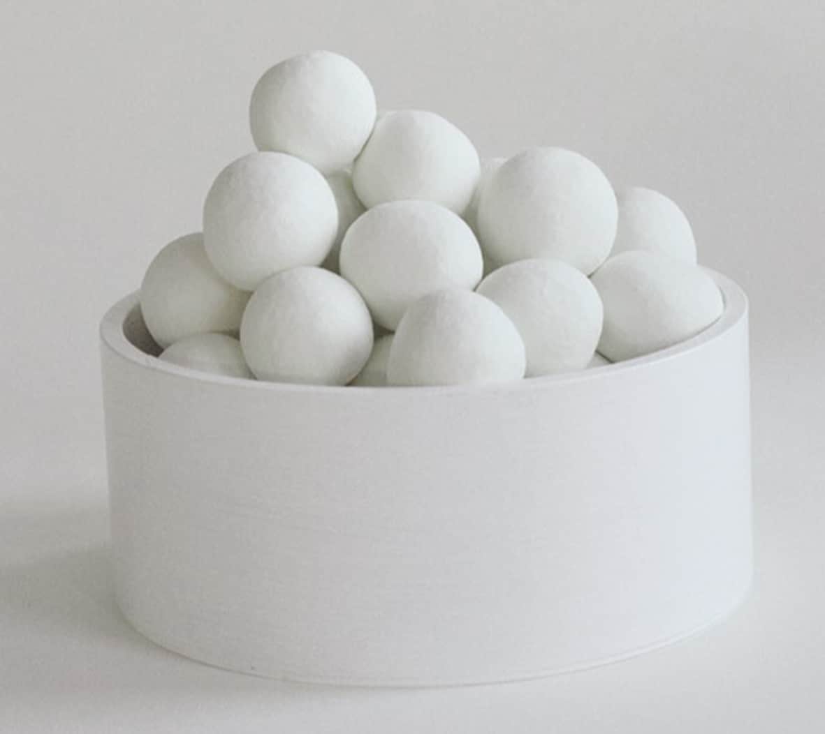 Knirschende Schneebälle