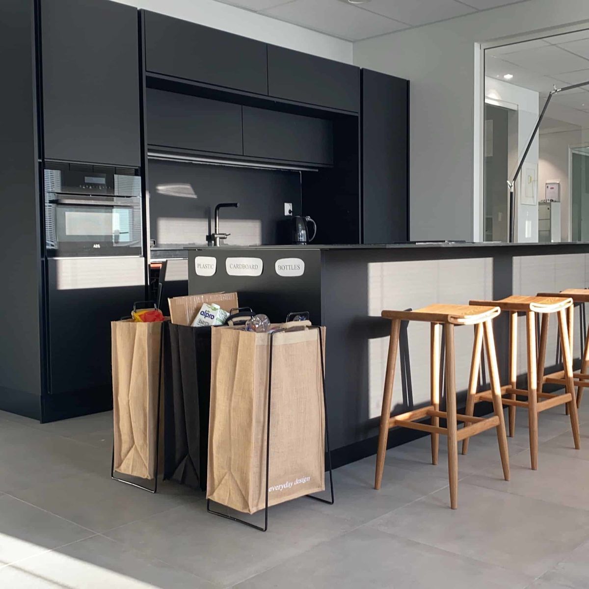 TURKU XL-Halter schwarz