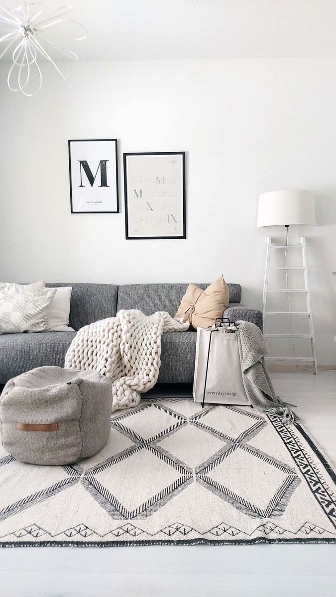 Multifunktionale IVALO-Ablage schwarz