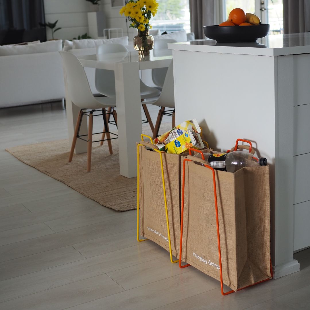 HELSINKI-halter orange﻿ mit Jutetasche