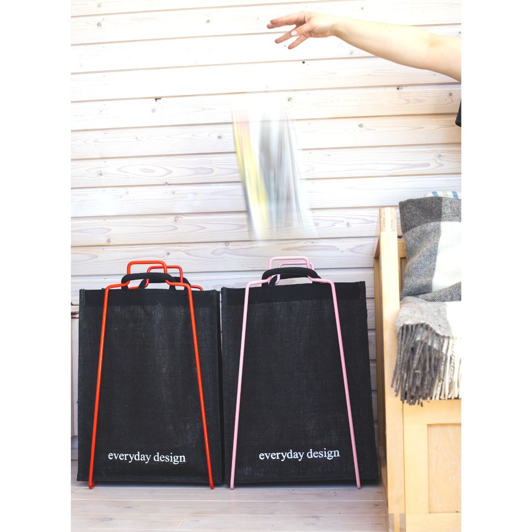 HELSINKI-Papiertütenhalter rot mit Jutetasche